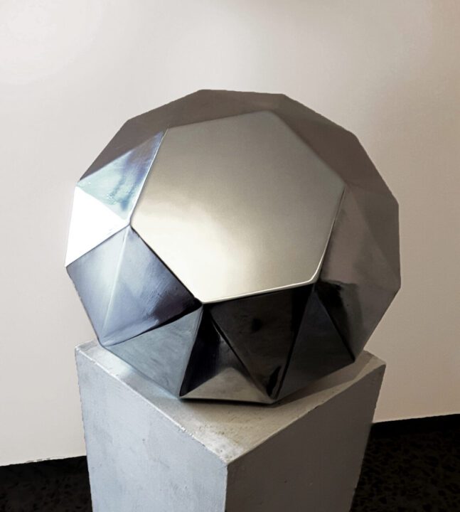 Diamante, progetto per Capodimonte a Napoli, 2017, acciaio, cm 50 x 50 x 55